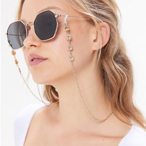 ⚜️Foster Grant Color read eyewear chain! NWT! - Picture 3 of 4